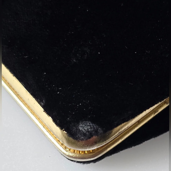 Vintage Black Velvet Clutch Purse - Picture 10 of 12